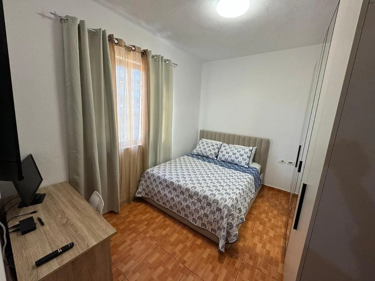Patza-Kuqani Tirana Rad Apartment